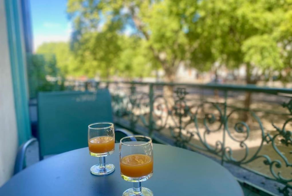 Apartament L'Historien - Avec Balcon Coeur De Nîmes Zewnętrze zdjęcie